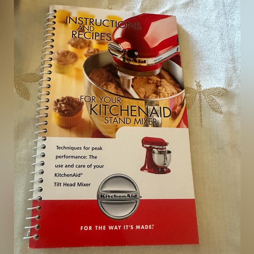 KitchenAid Instructions and Recipes Cookbook For Your Stand Mixer.